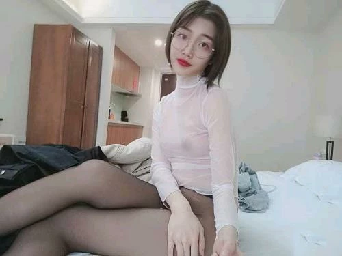 大屁股和小可爱，两种类型的女网友[17P]