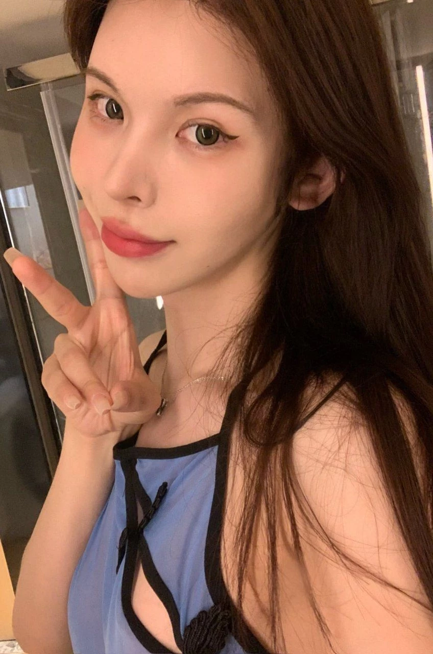 好像是人妖 [10P]