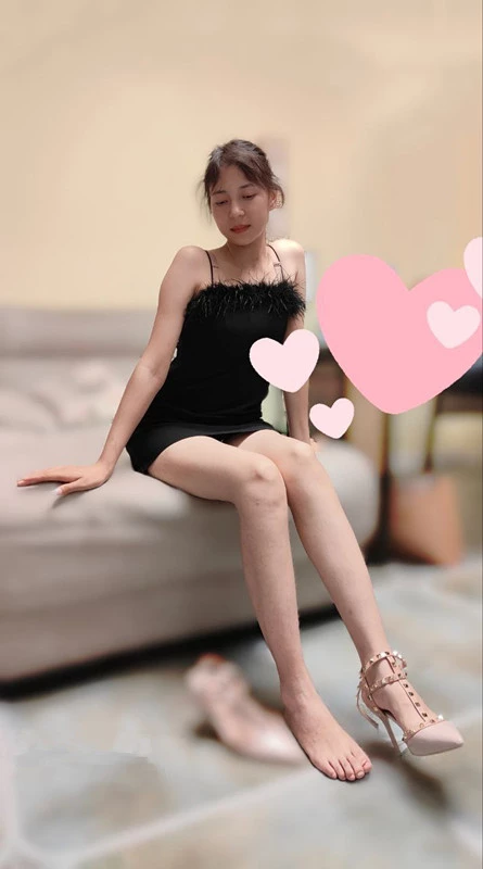 精致美腿小女友[22P]