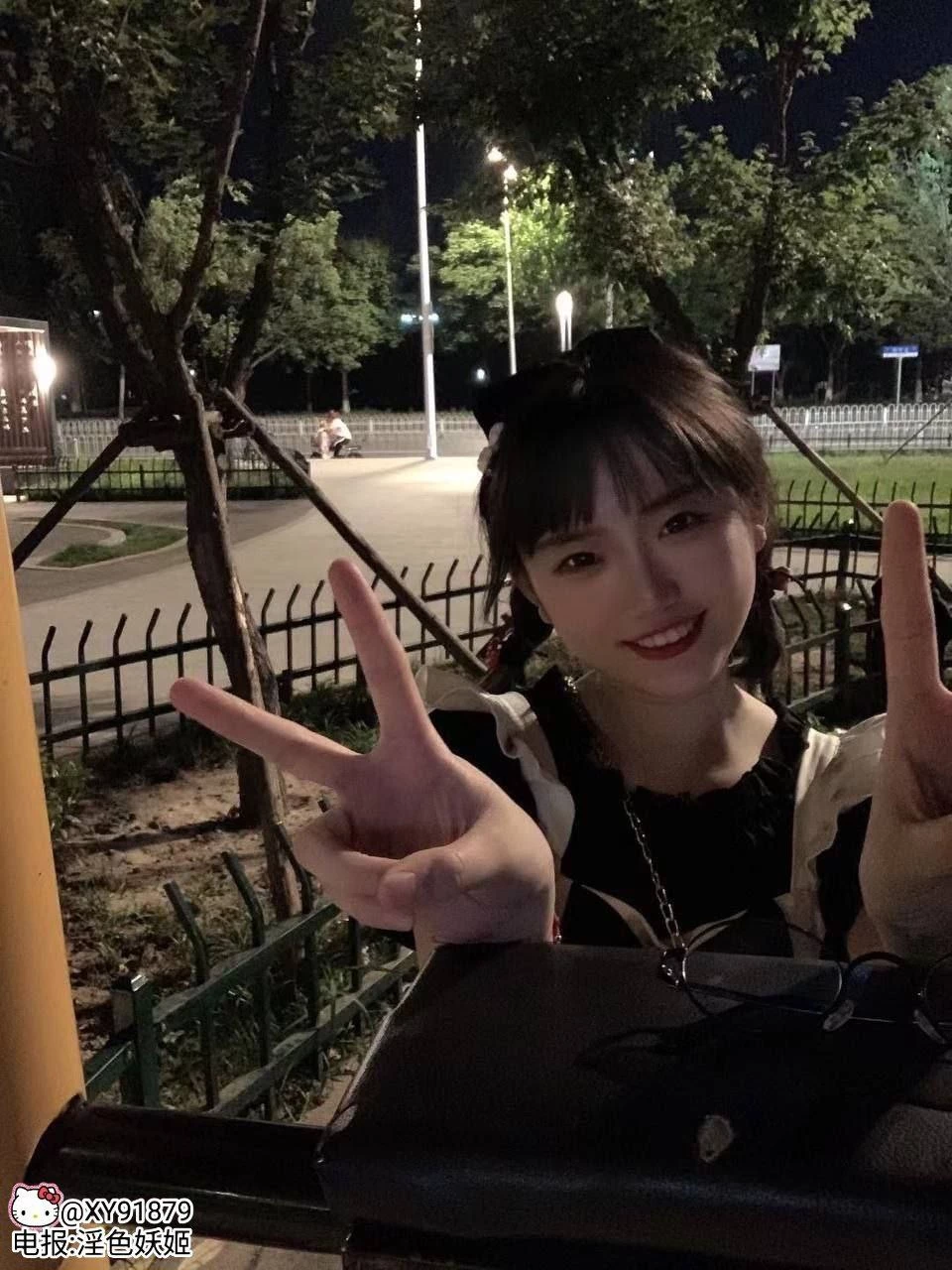 调皮的美女 [43P]