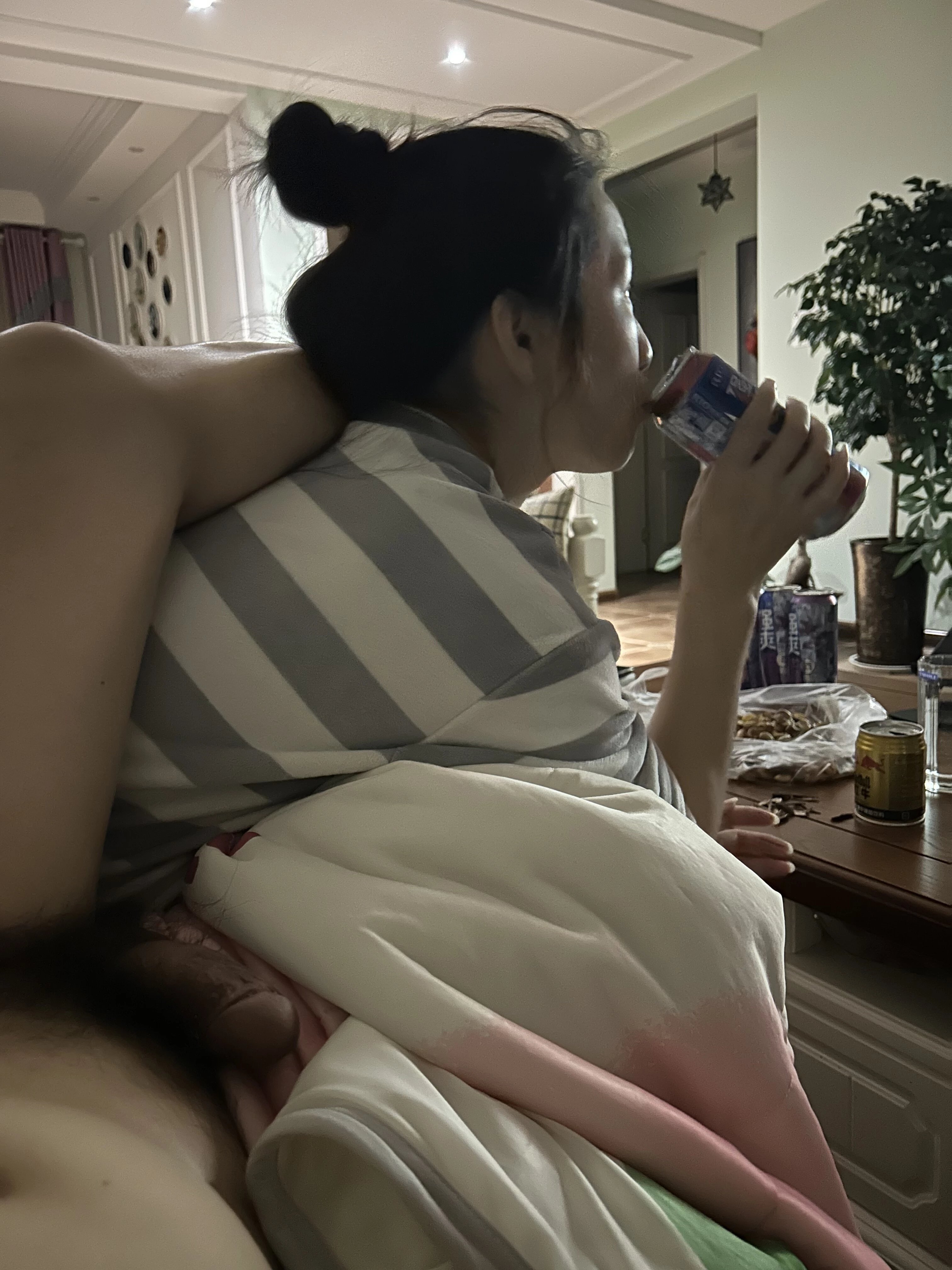 [原创]有一个既很会赚钱，又能陪你小酌怡情且又懂风情的小妮是什么体验[29P]