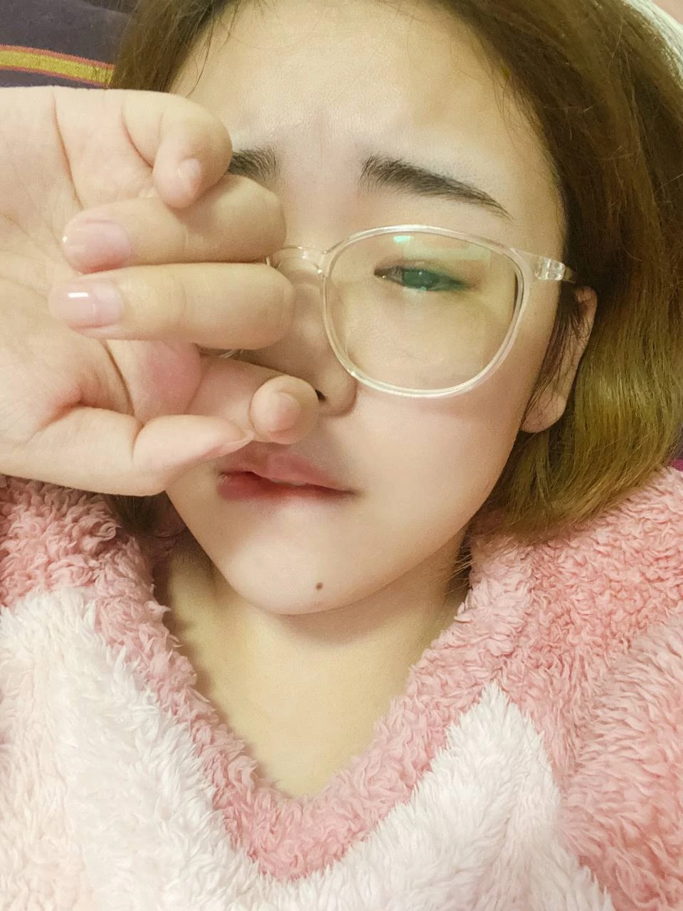 眼镜女的完美大乳[23P]