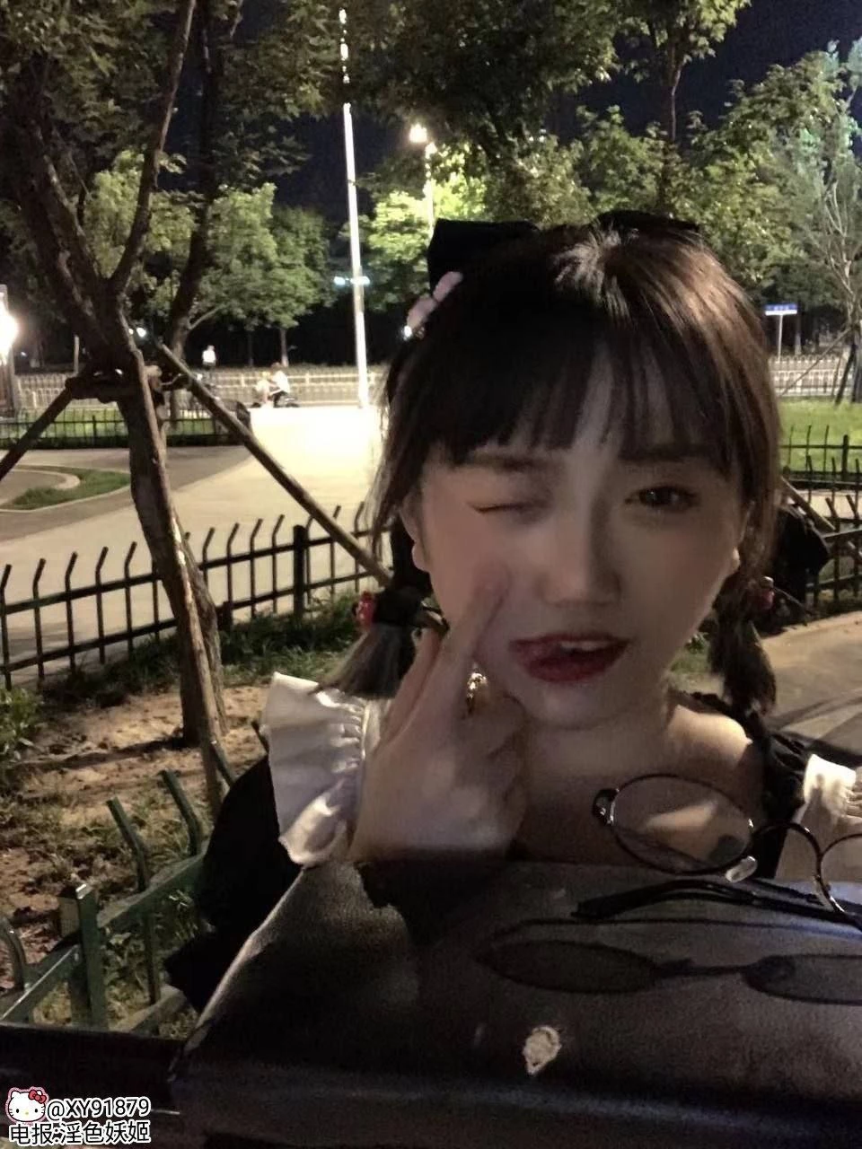 调皮的美女 [43P]