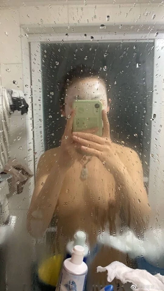 年轻妹子身体最迷人[21P]