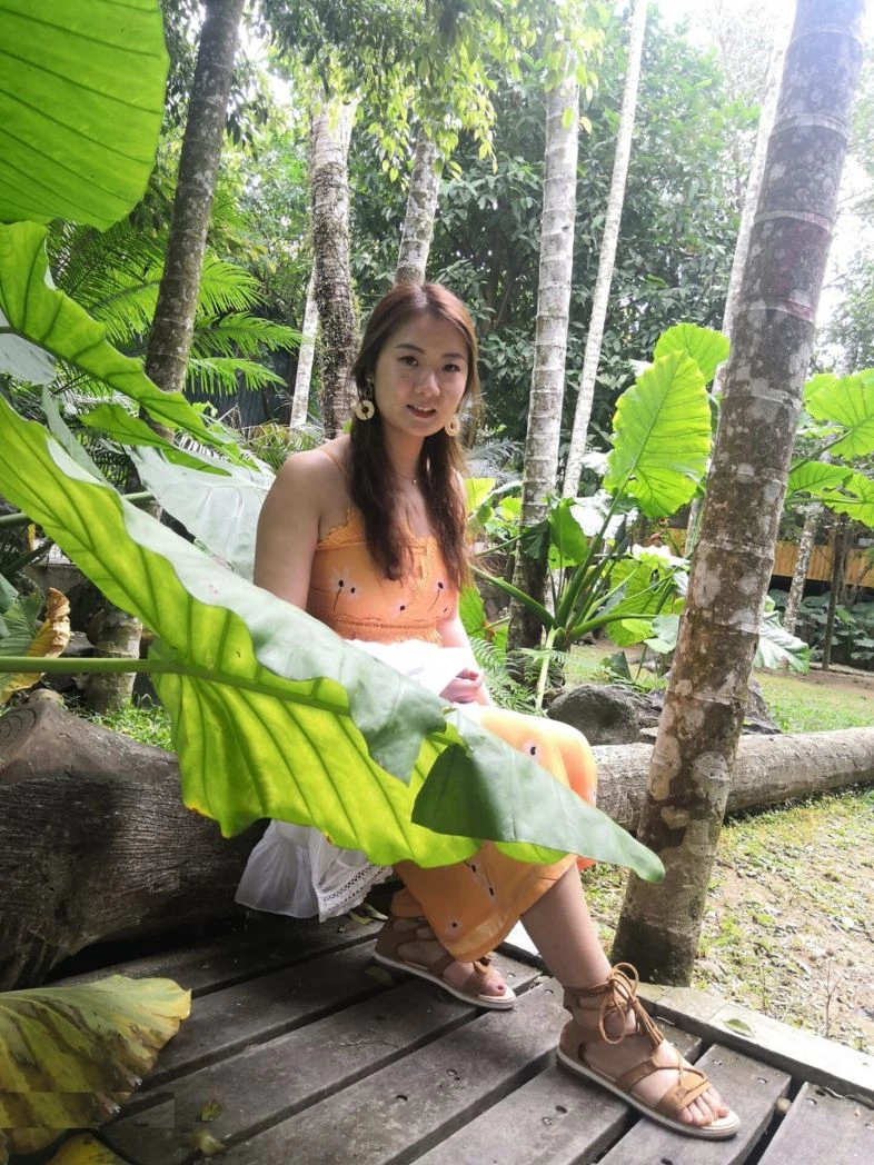 现在流行玩别人老婆.插她嘴[12P]