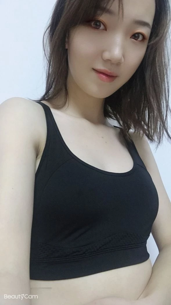 身材真是太好了，小妹妹背入式插起来很方便[21P]