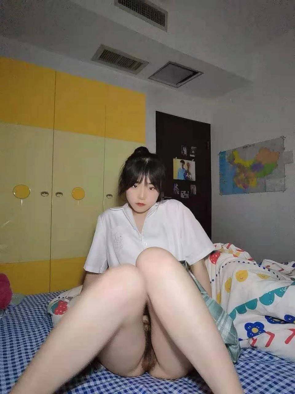 刚上大学的女友 [29P]