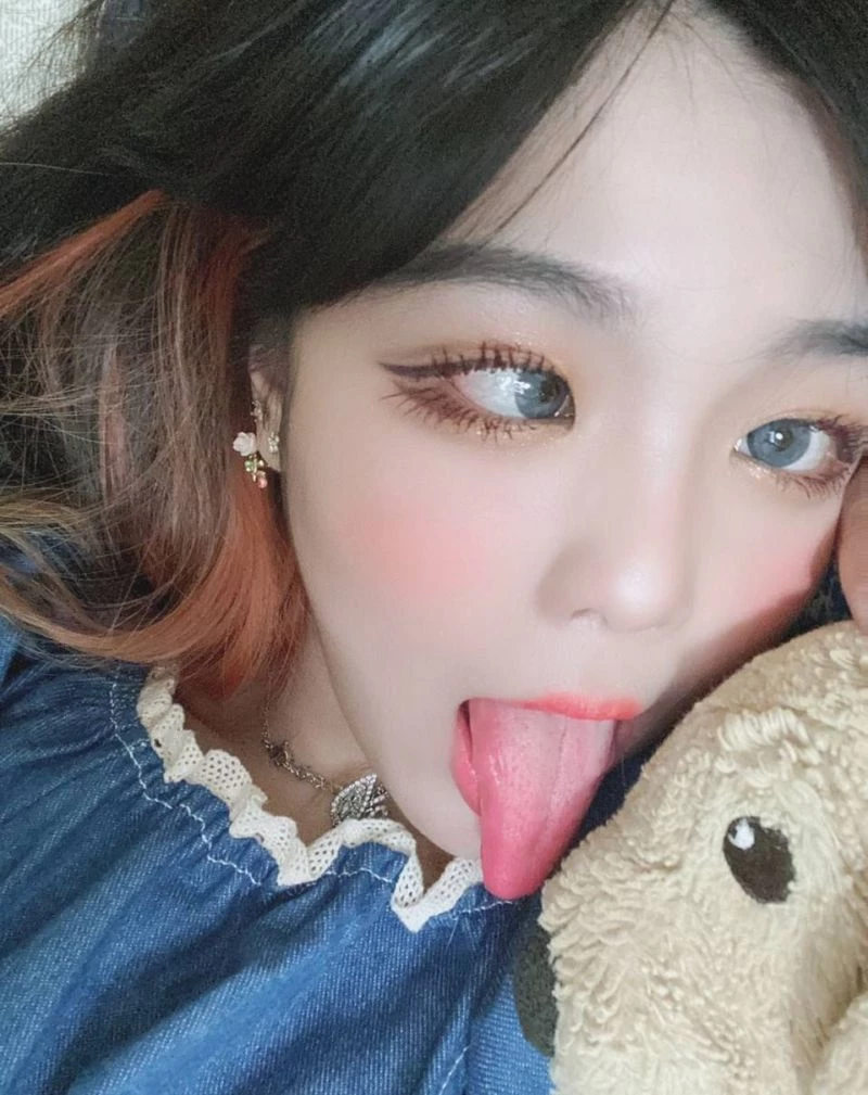 美腿诱惑无限啊！我是真他妈想上这么一妹妹啊[21P]