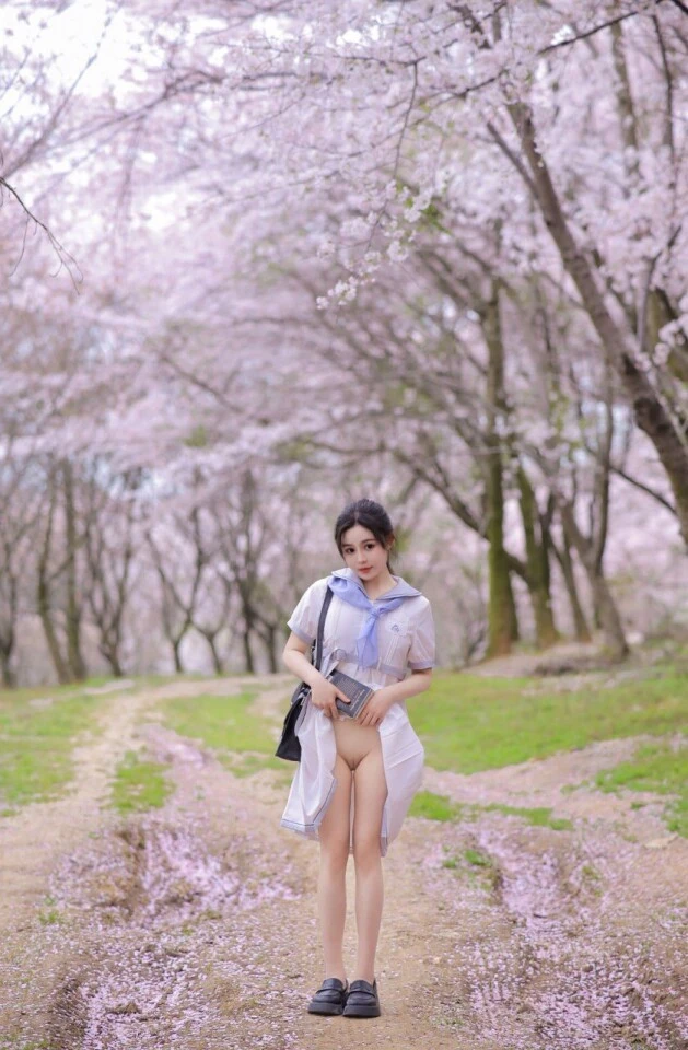 樱花下的美女[20P]