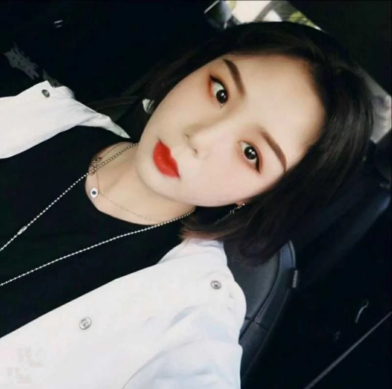 此女气质很好呀！看着文文静静的，没想到这么骚[24P]