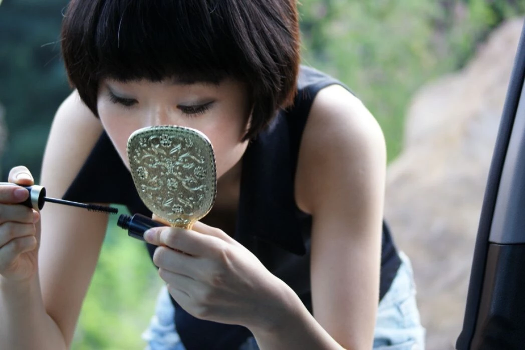 这淫荡的身材真诱人那奶子黑木耳真诱人[24P]