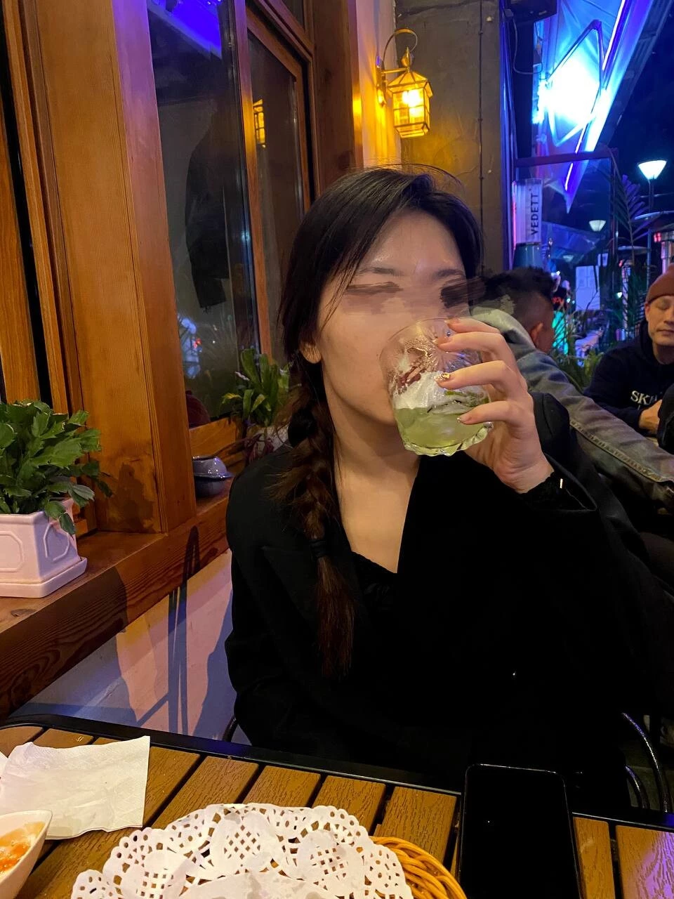 可爱的妹子让人很喜欢[22P]