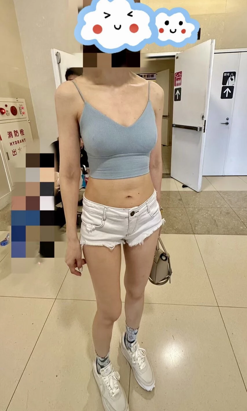 不爱穿内衣的少妇[13P]