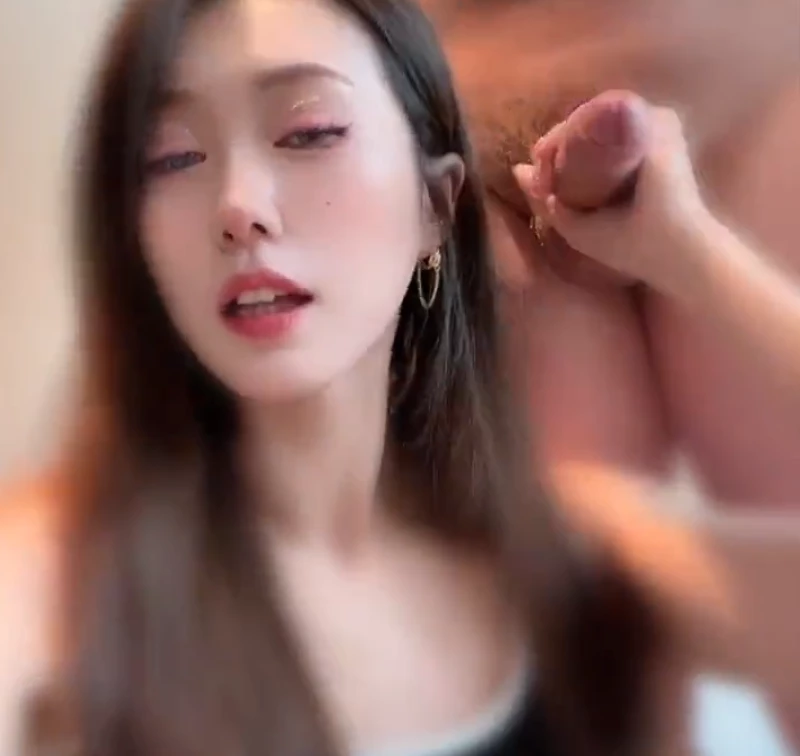 顽皮的小少妇 [10P]