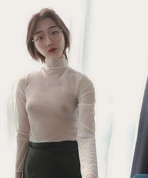 调教的很不错的婊妹[19P]