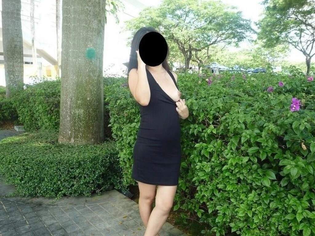 逼都插肿翻了白浆直冒[12P]