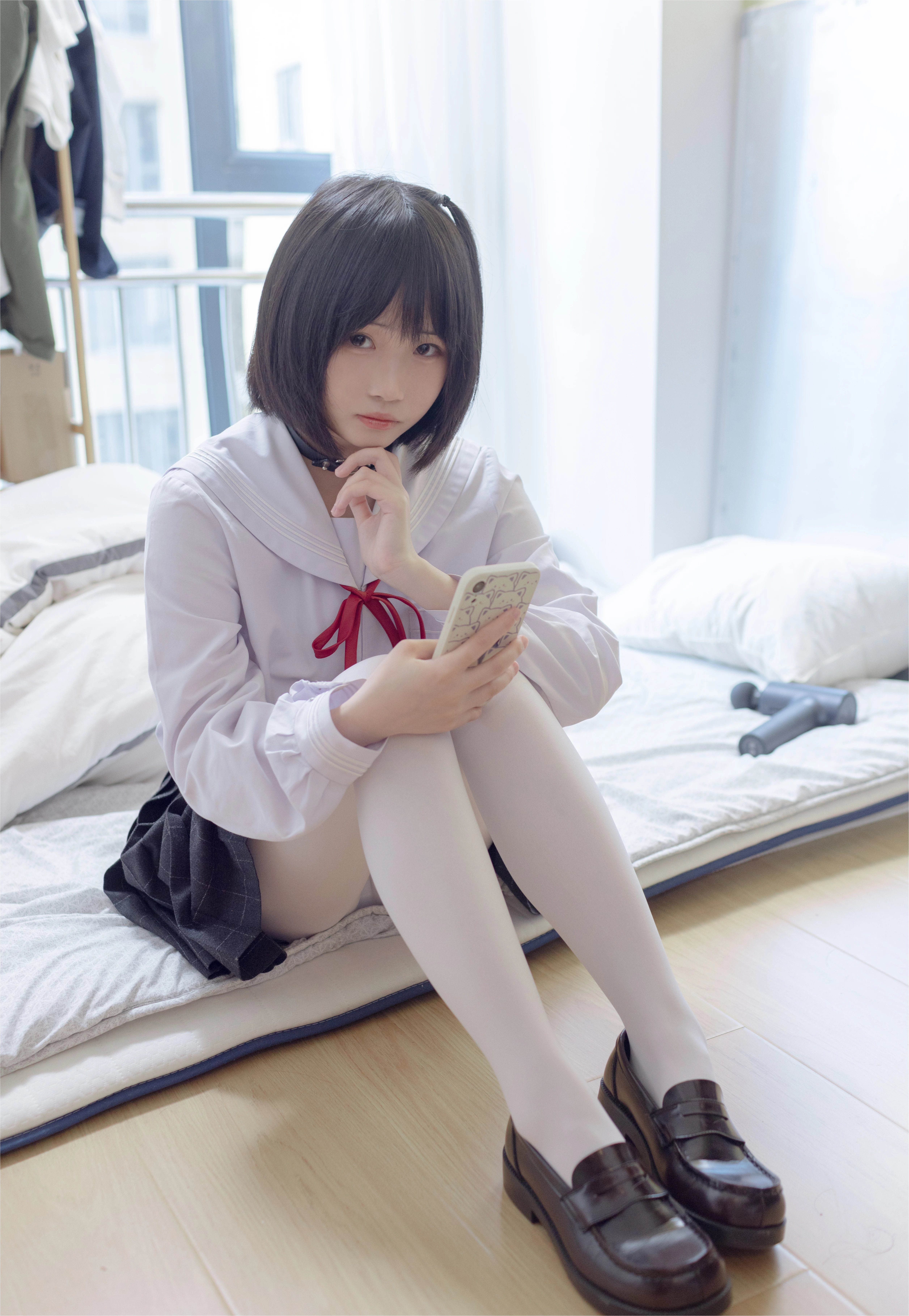 极品反差妹白丝美足让人心动[12P]