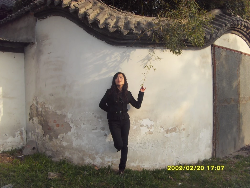 没想到单眼皮的人妻少妇更有味道[16P]