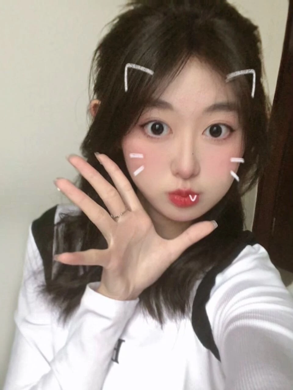 爱脱衣的妹纸[10P]