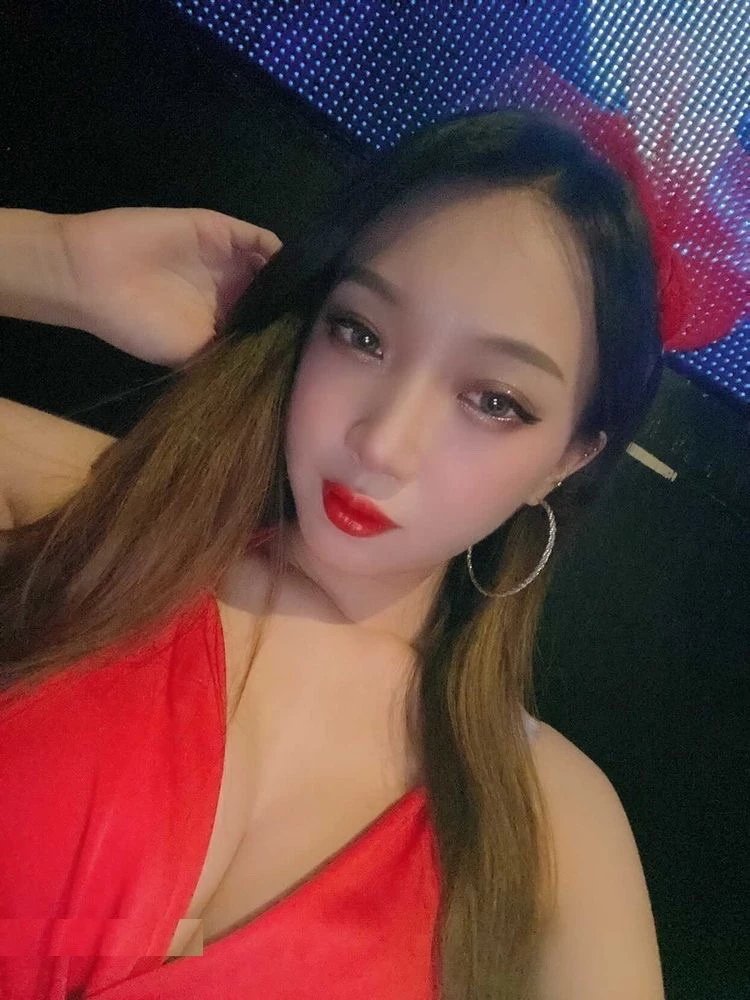 妖艳女人露脸 这身材能不诱惑吗[20P]