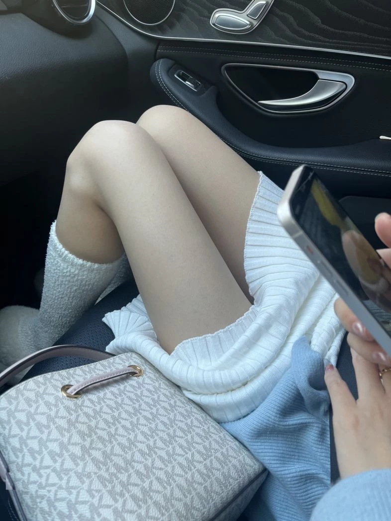 如狼似虎的30岁少妇，正好玩呢[18P]