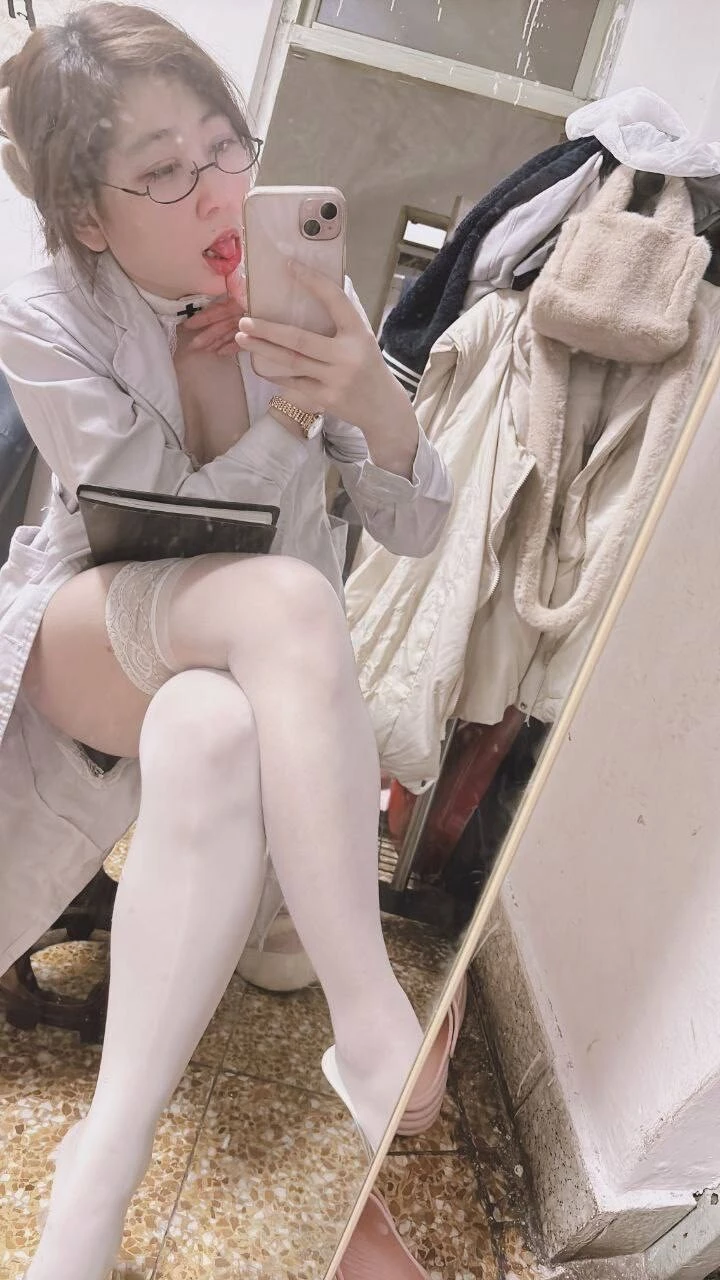 欲望骚女真的很享受[20P]