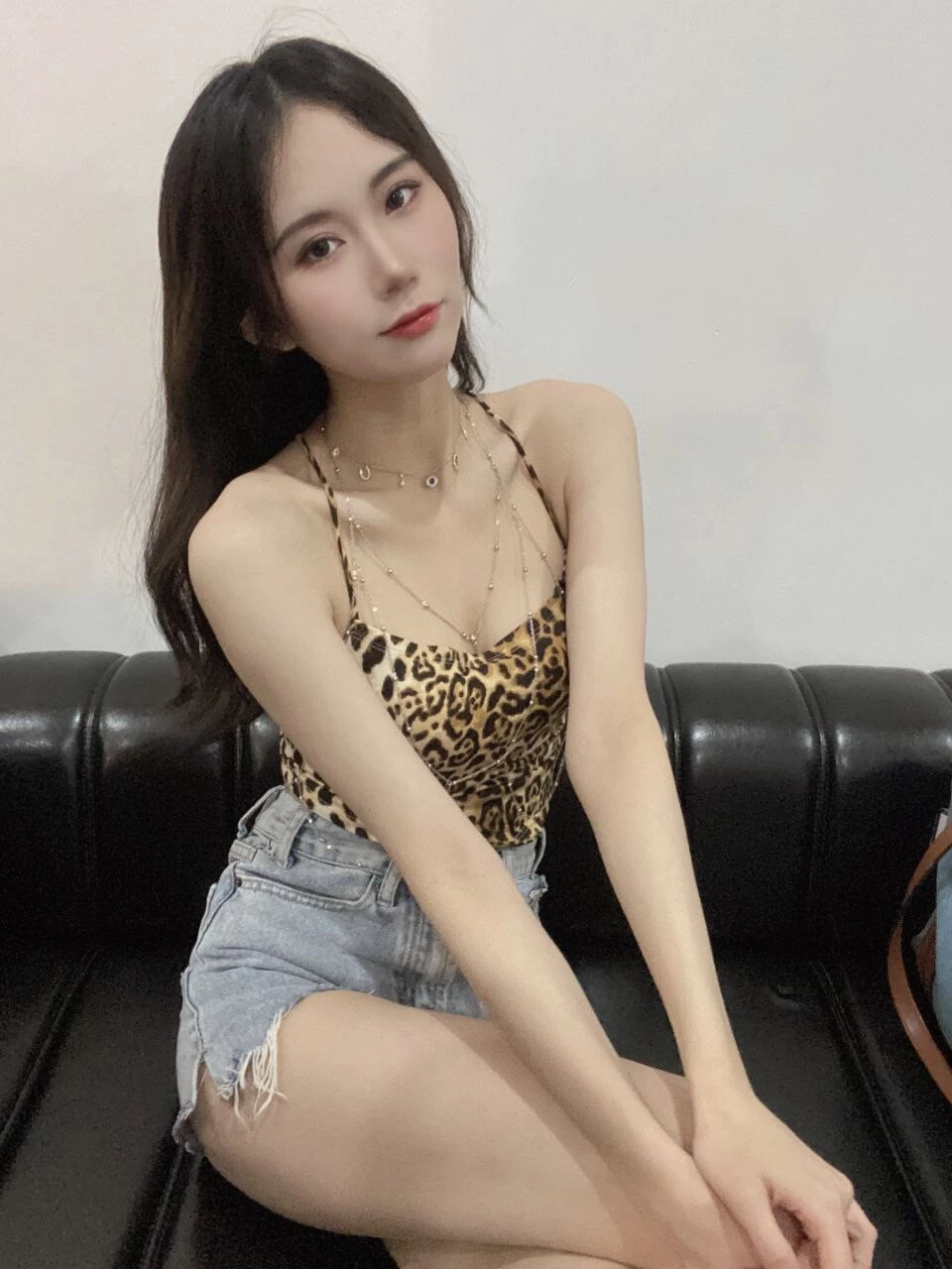 极品长发美女[10P]