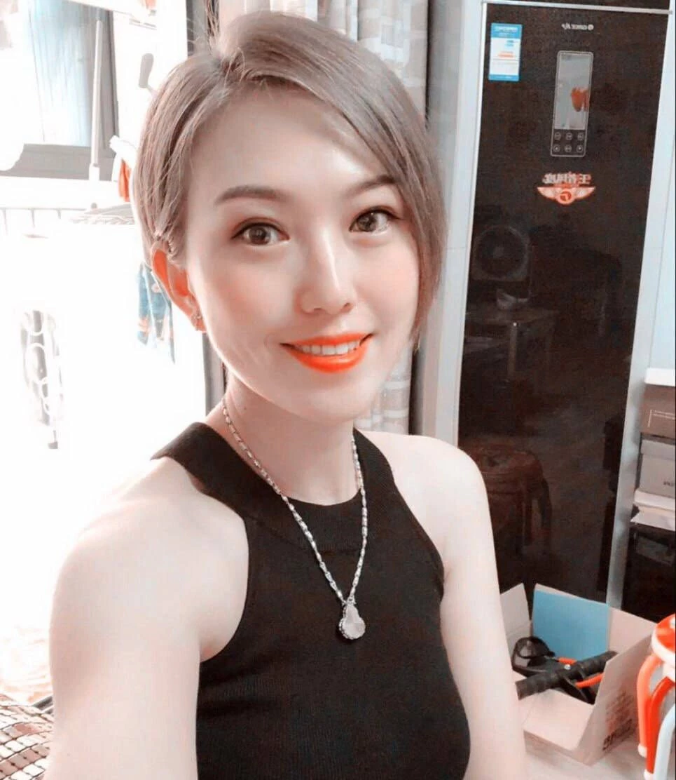 这个小骚逼真想舔一口[10P]