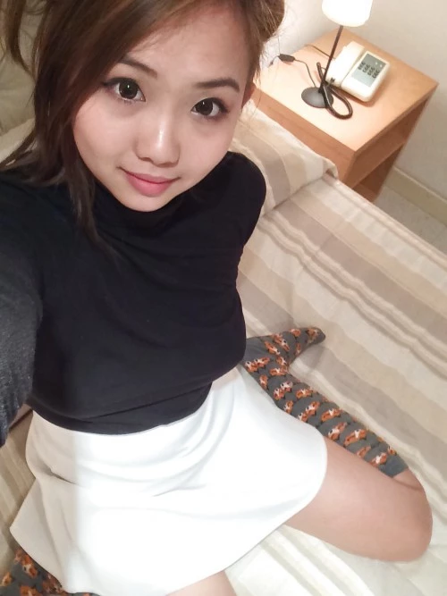 超级嫩的美女很诱人 [14P]