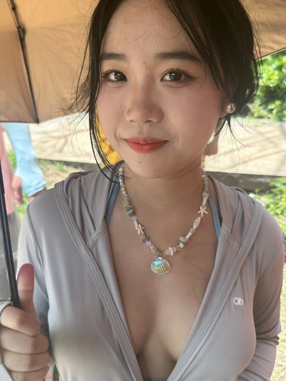 成熟又有气质的迷人熟女[18P]