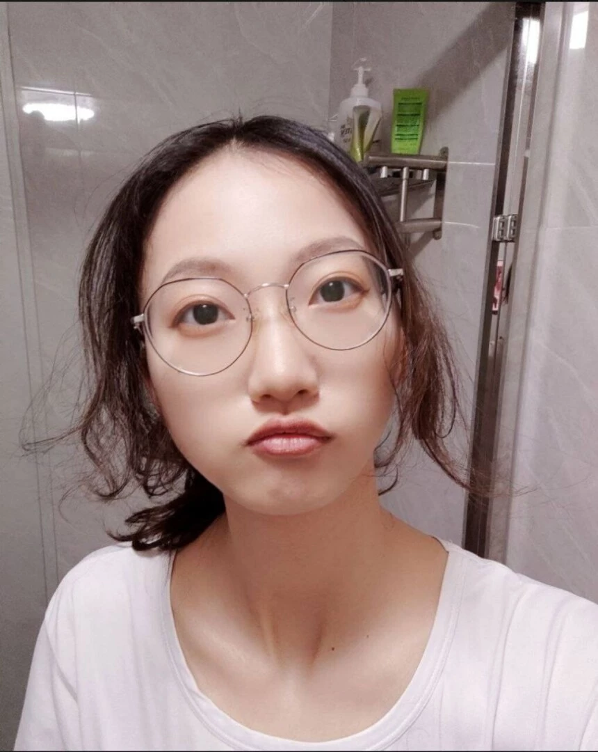 섹시한 젊은 주부