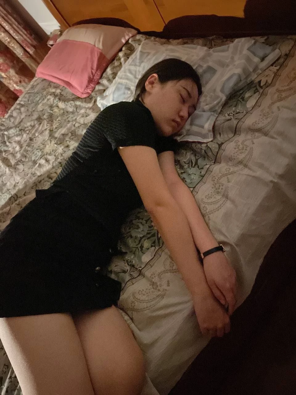 酒店睡了美丽御姐 [10P]