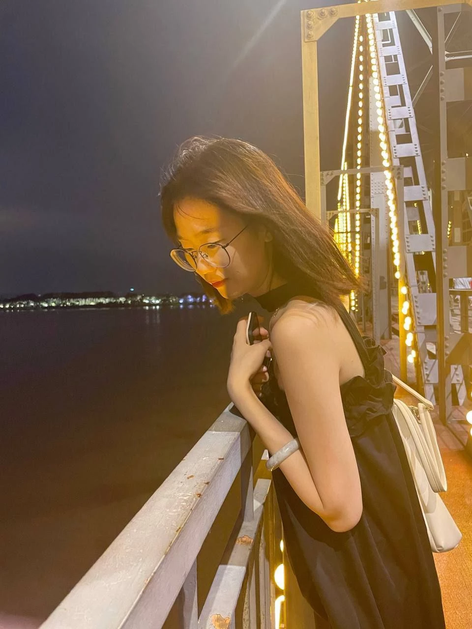 医科大学的美女 [16P]