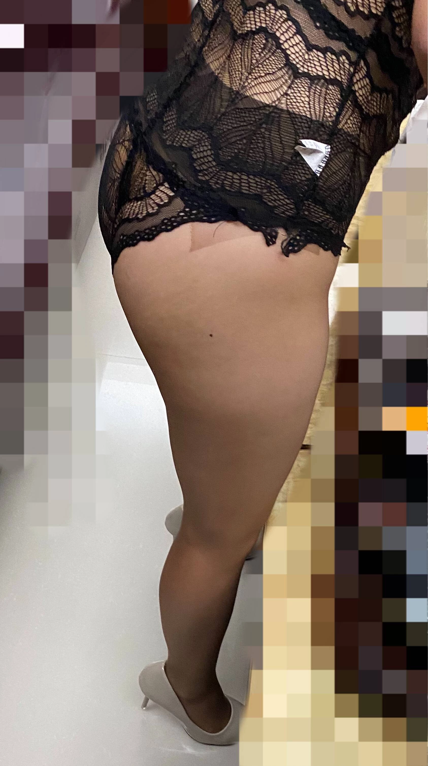 皮裤与黑丝少妇[16P]