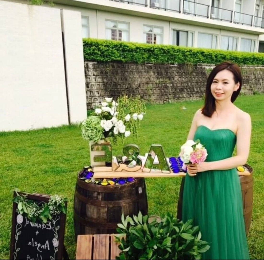 反差婊是真骚啊[10P]
