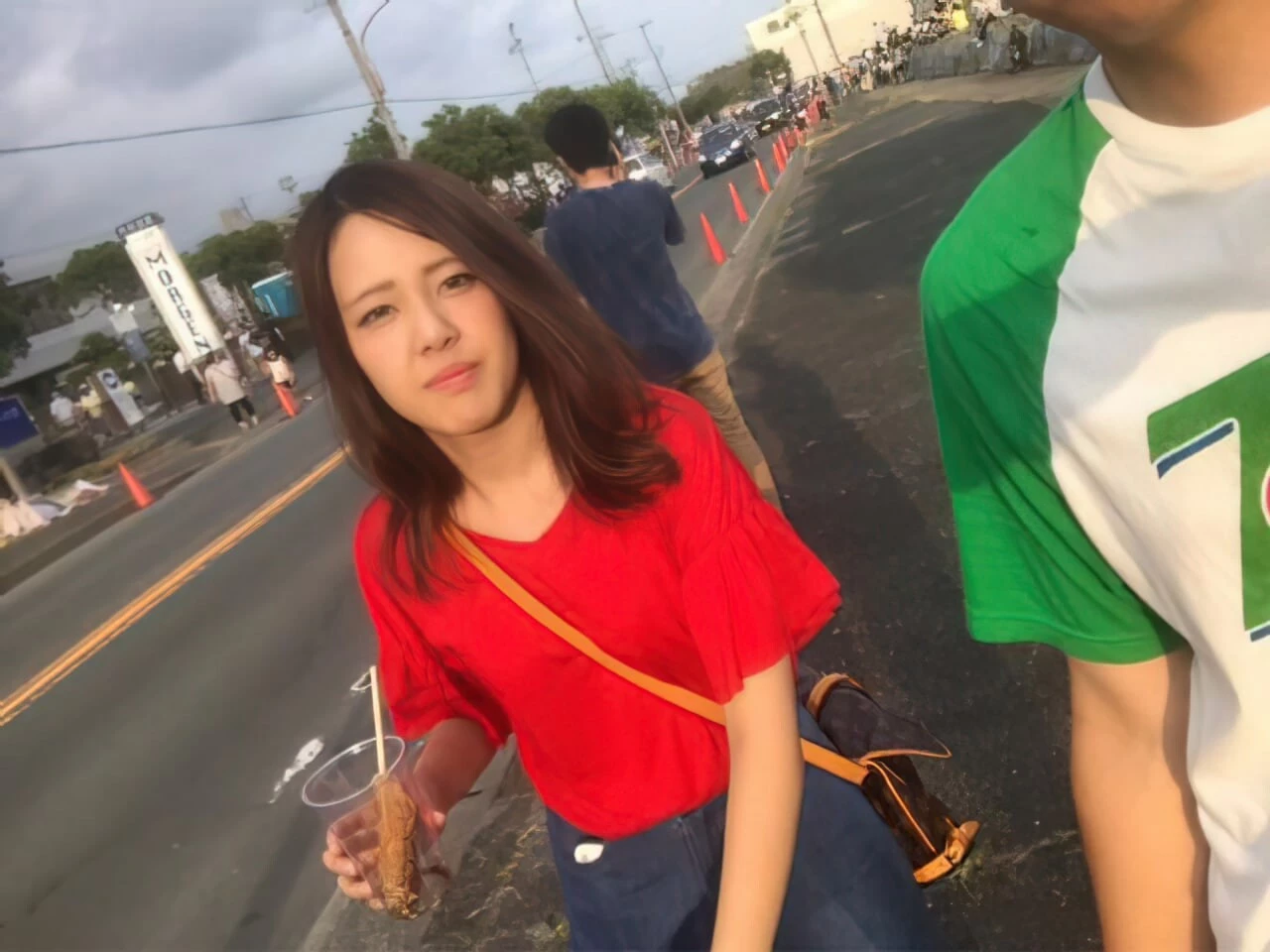 青春靓丽的小姐姐[21P]