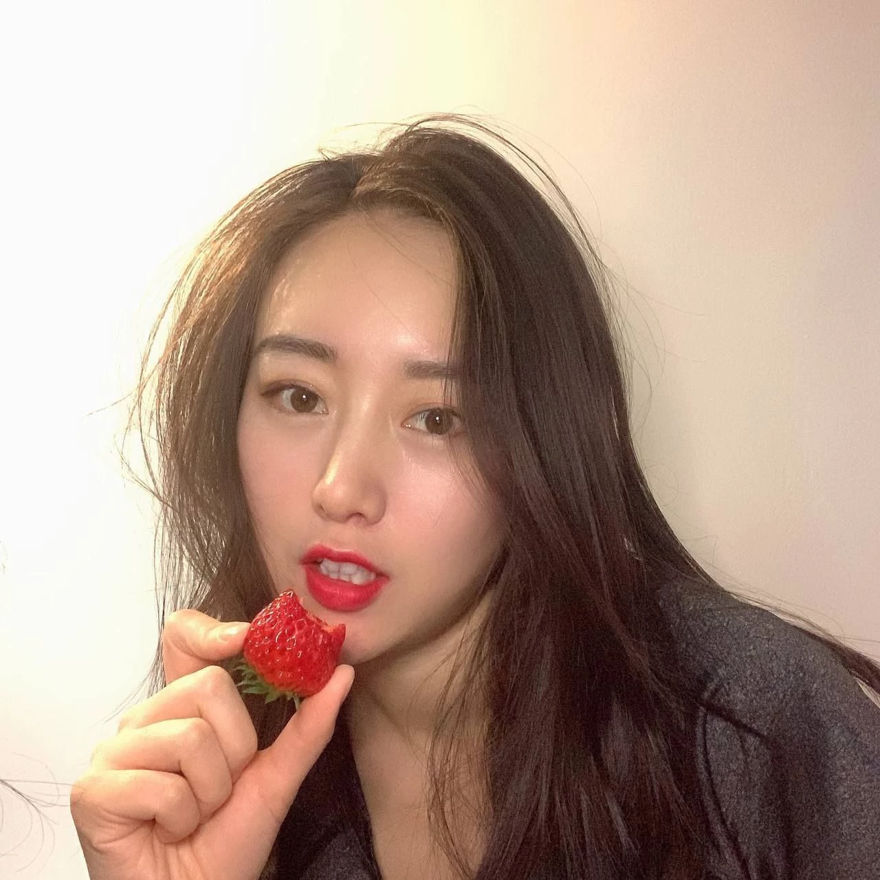 酒店睡了美丽御姐 [10P]