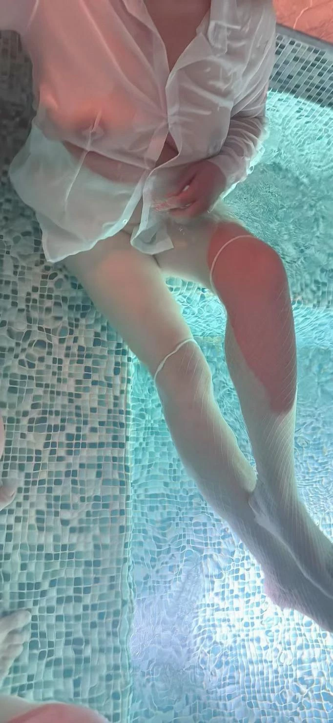 [原创]之前第一次和第二次发过的帖子图挂了 再发一次 骚妻想看被文字奸淫  [50P]