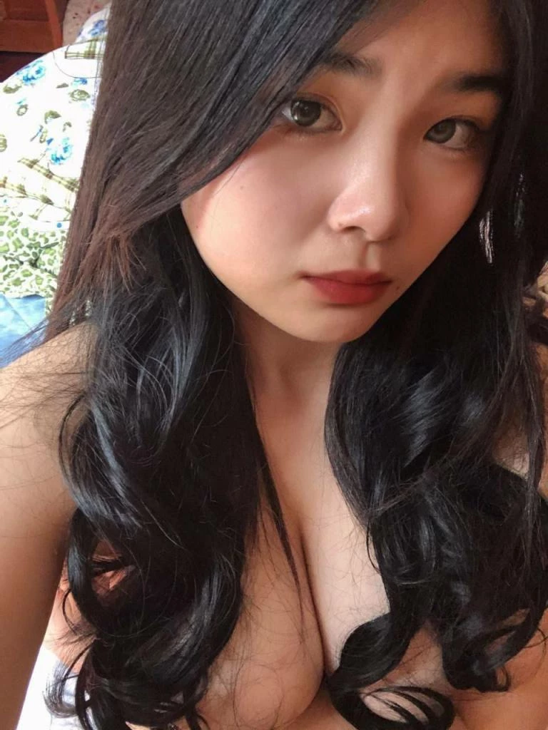微胖的大奶小女 [10P]