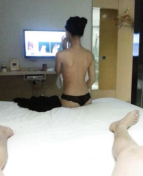 公司新进的女孩[14P]