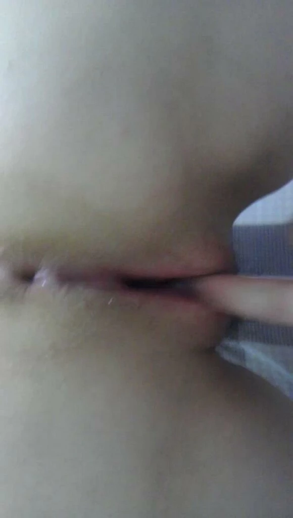 看到白皙少妇的丰满身材老二就硬起来[12P]