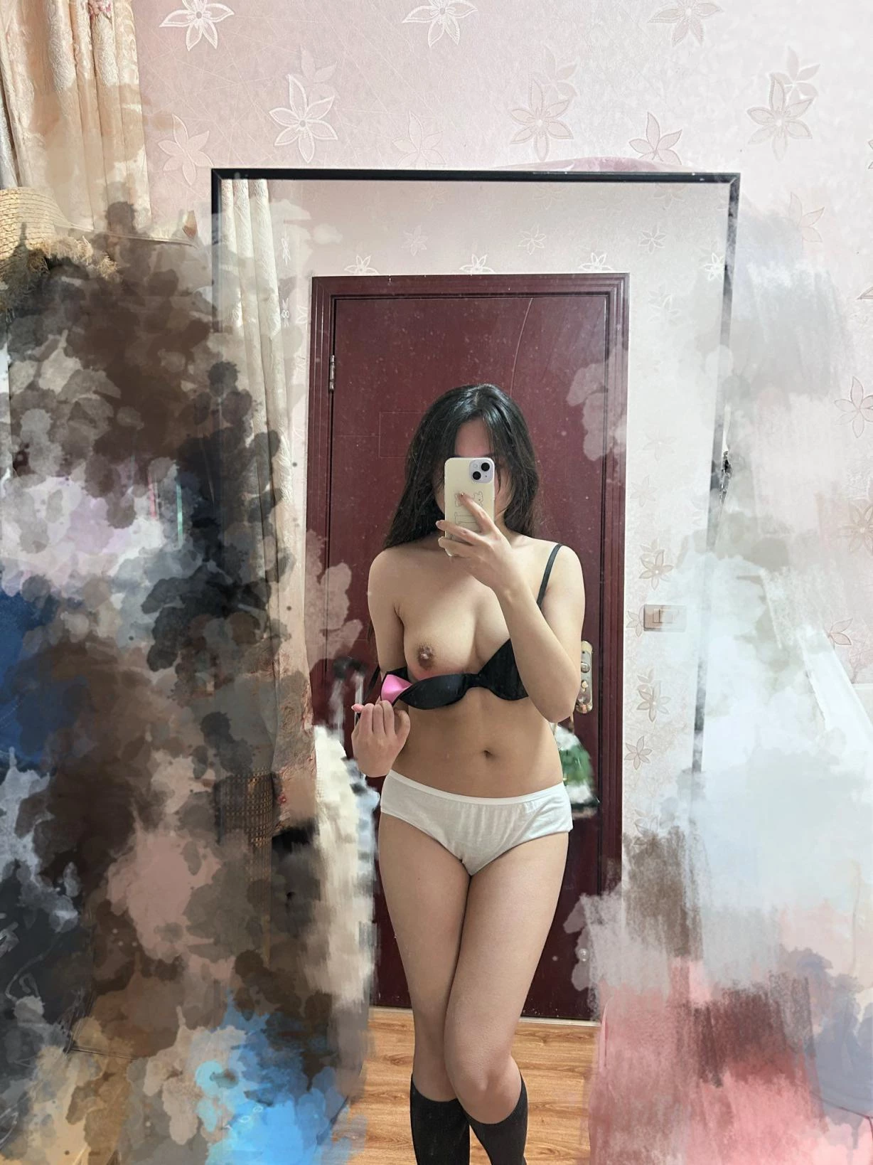 穿衣服很骚，脱衣服奶大[25P]