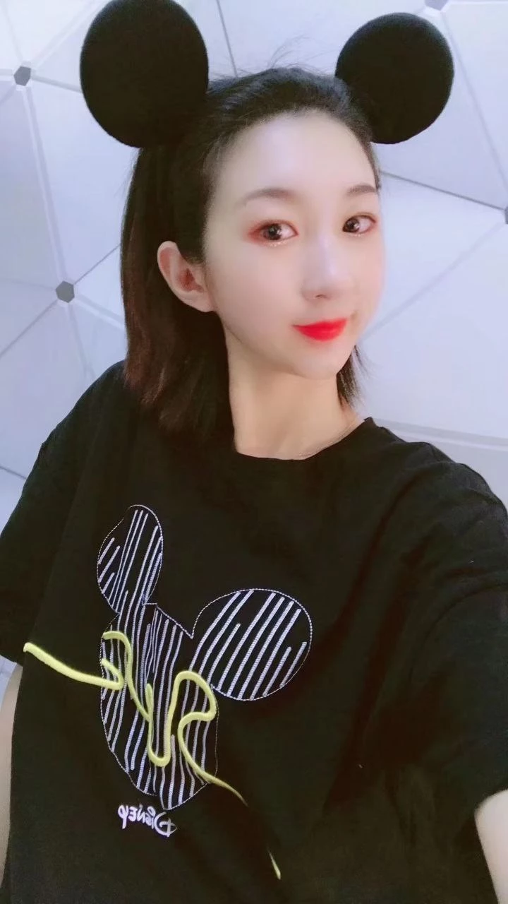 丰臀肥乳的吃鸡高手[16P]