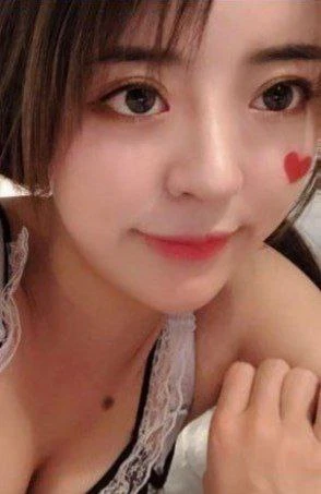 面容较好的美女 [17P]