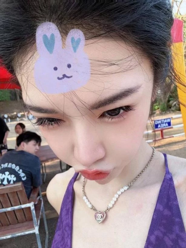 纹身网红被金主约啪[24P][2V]