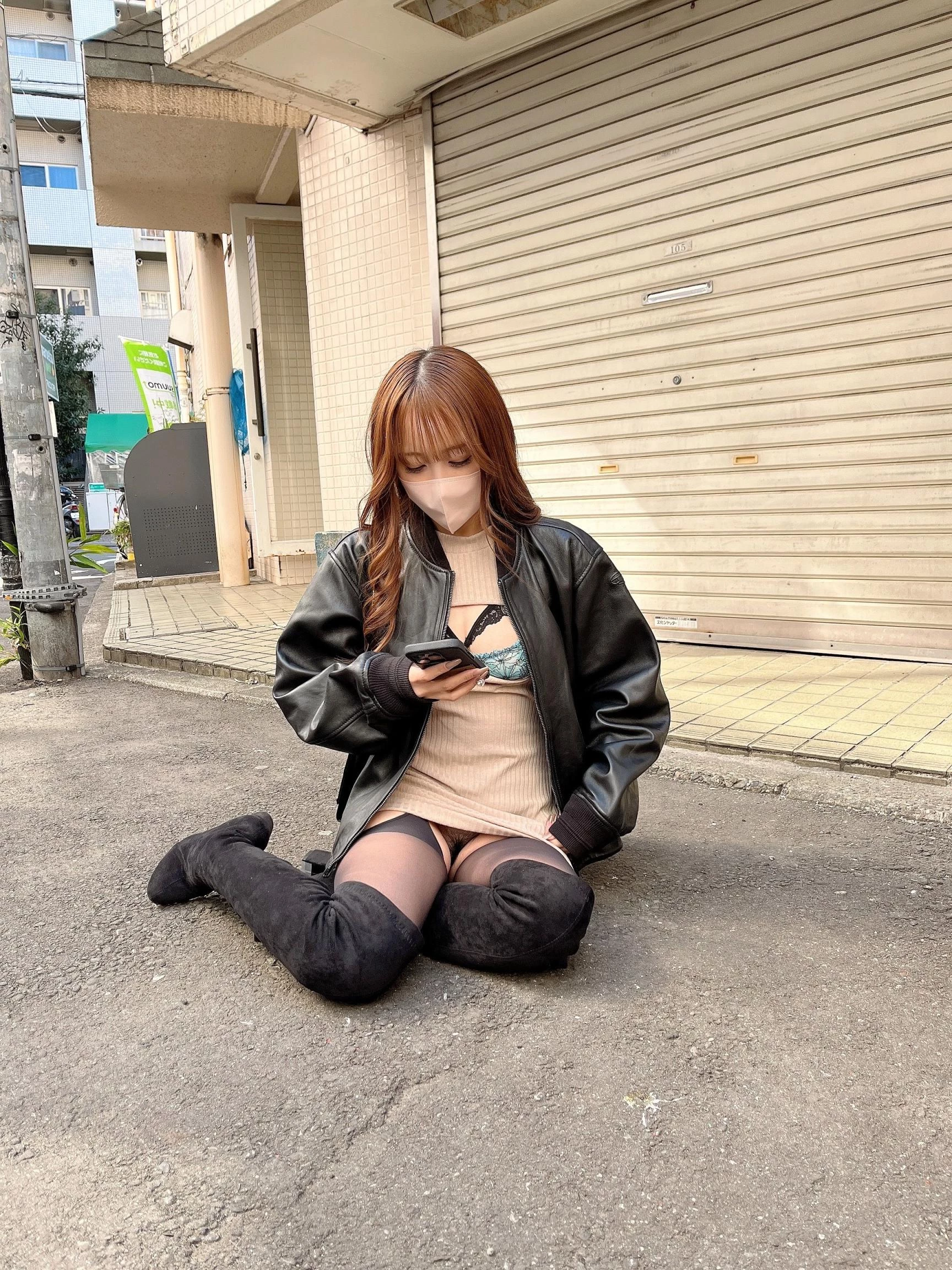 穿衣服单纯，脱衣服淫荡的人妻[13P]