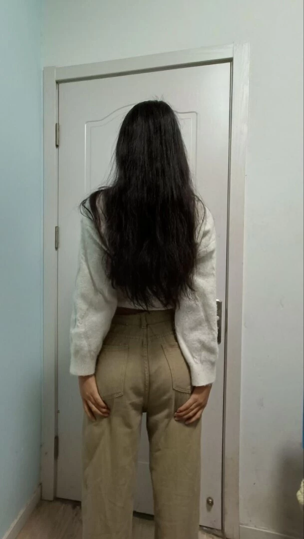 刚结婚就出轨，骚的很彻底[20P]