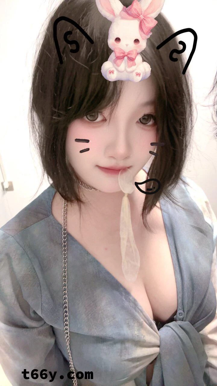 [露脸反差]肉嘟嘟可爱的老婆是天生的媚魔，看着她可爱的脸庞做出各种淫荡刺激的事情是一种极大的享受[15P]