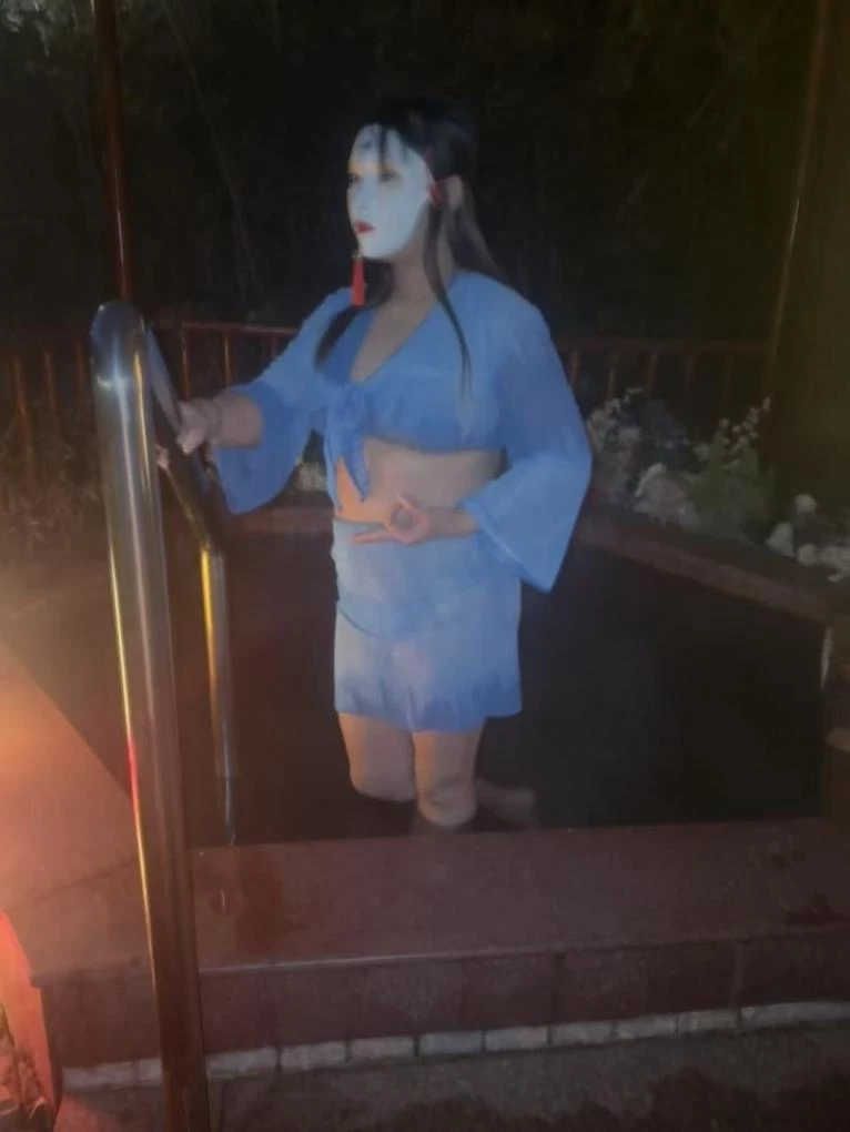 再次分享老婆，欢迎老哥射频，老婆喜欢大JB，老婆都在认真看，另寻个年龄25以下的男大学生，你懂的。[24P]