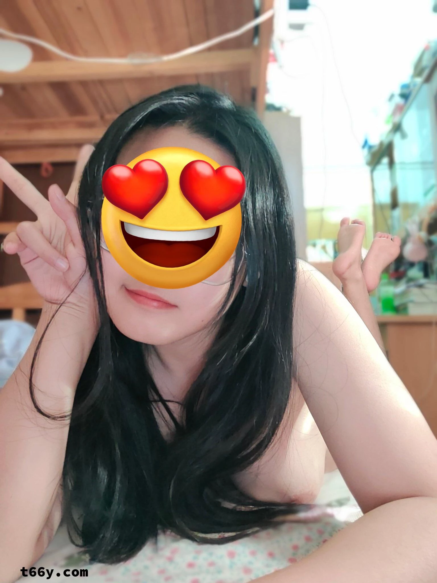 [淫女图]被金主爸爸包养的美女大学生，虽然有点微胖，但是在学校也是众男学追捧的女神，同学们哪里知道他们心中的卡哇伊女神在中年大叔夸下的淫荡模样[12P]